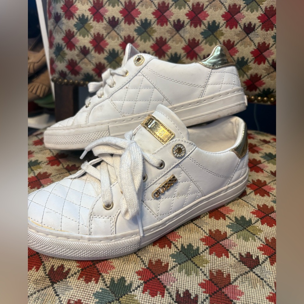 GUESS White Quilted Sneakers with Gold Accents